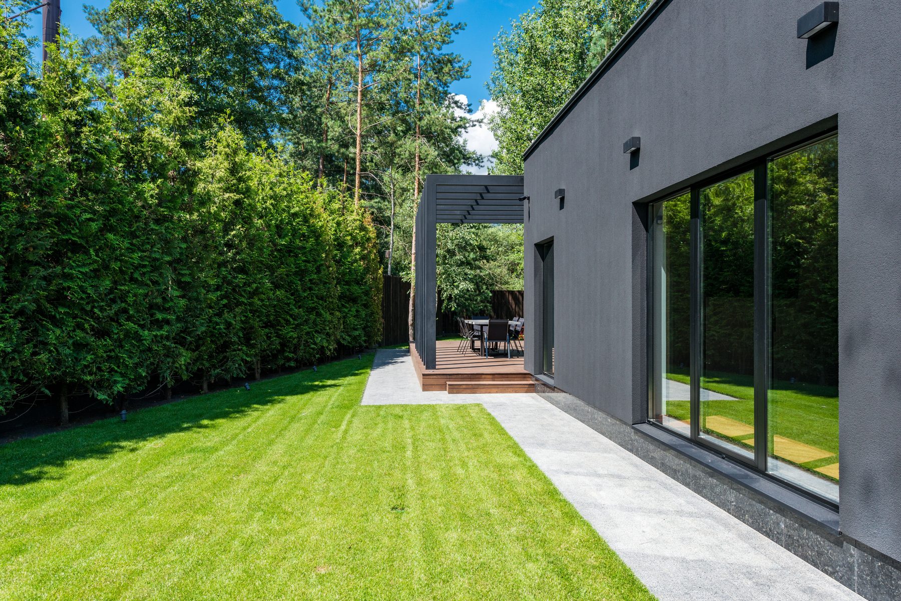 CASA BLANCA Full House Cleaning in West Point Grey
